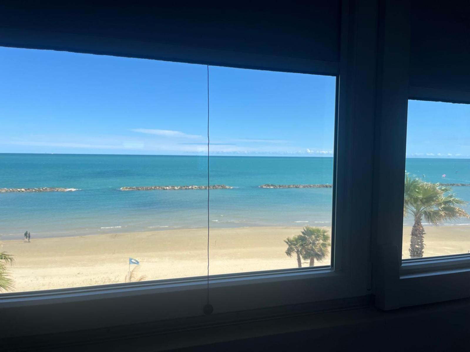 Hotel Baia Marina Cupra Marittima Bagian luar foto