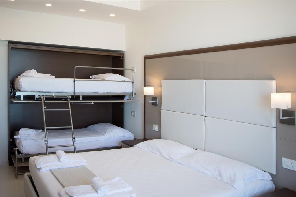 Hotel Baia Marina Cupra Marittima Bagian luar foto