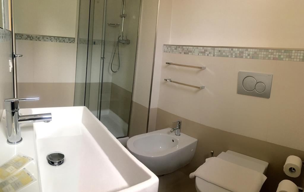 Hotel Baia Marina Cupra Marittima Bagian luar foto